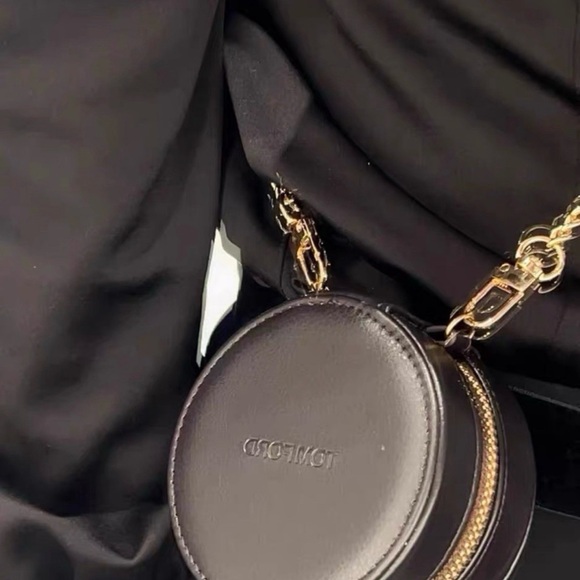 Brand New Tom  Ford Zip Around Black Crossbody Mini Bag Novelty GWP - Picture 6 of 16